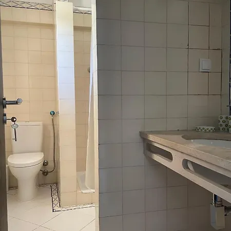 Casa Dos Lirios بيت للعطل البوفيرا