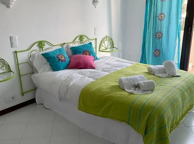 Holiday home Casa Dos Lirios