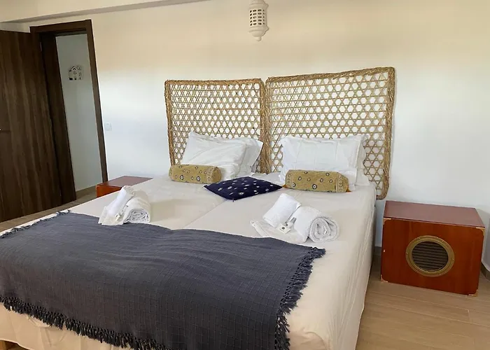 Casa Dos Lirios Holiday home *